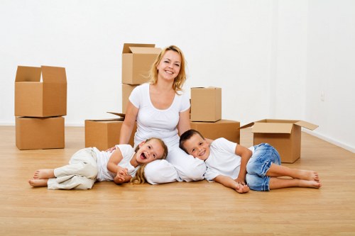 Local moving team helping with unpacking in St Johns Wood